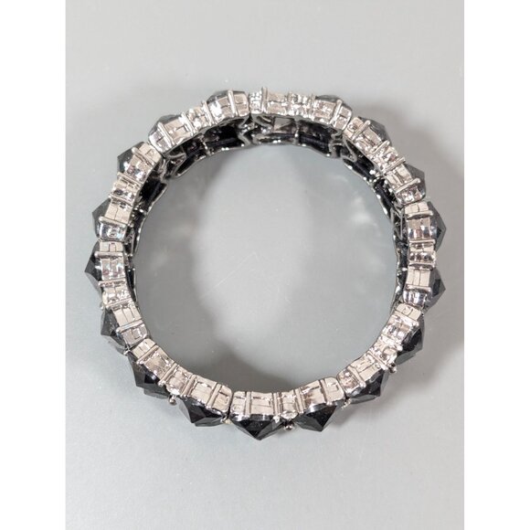 Monet Black Rhinestone Tennis Bracelet 7 in Stretch Silver Tone - Picture 3 of 7